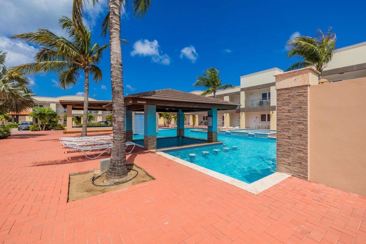 Treasures At The Pearl Eagle Beach Palm Beach Exteriér fotografie