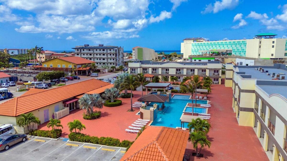 Treasures At The Pearl Eagle Beach Palm Beach Exteriér fotografie